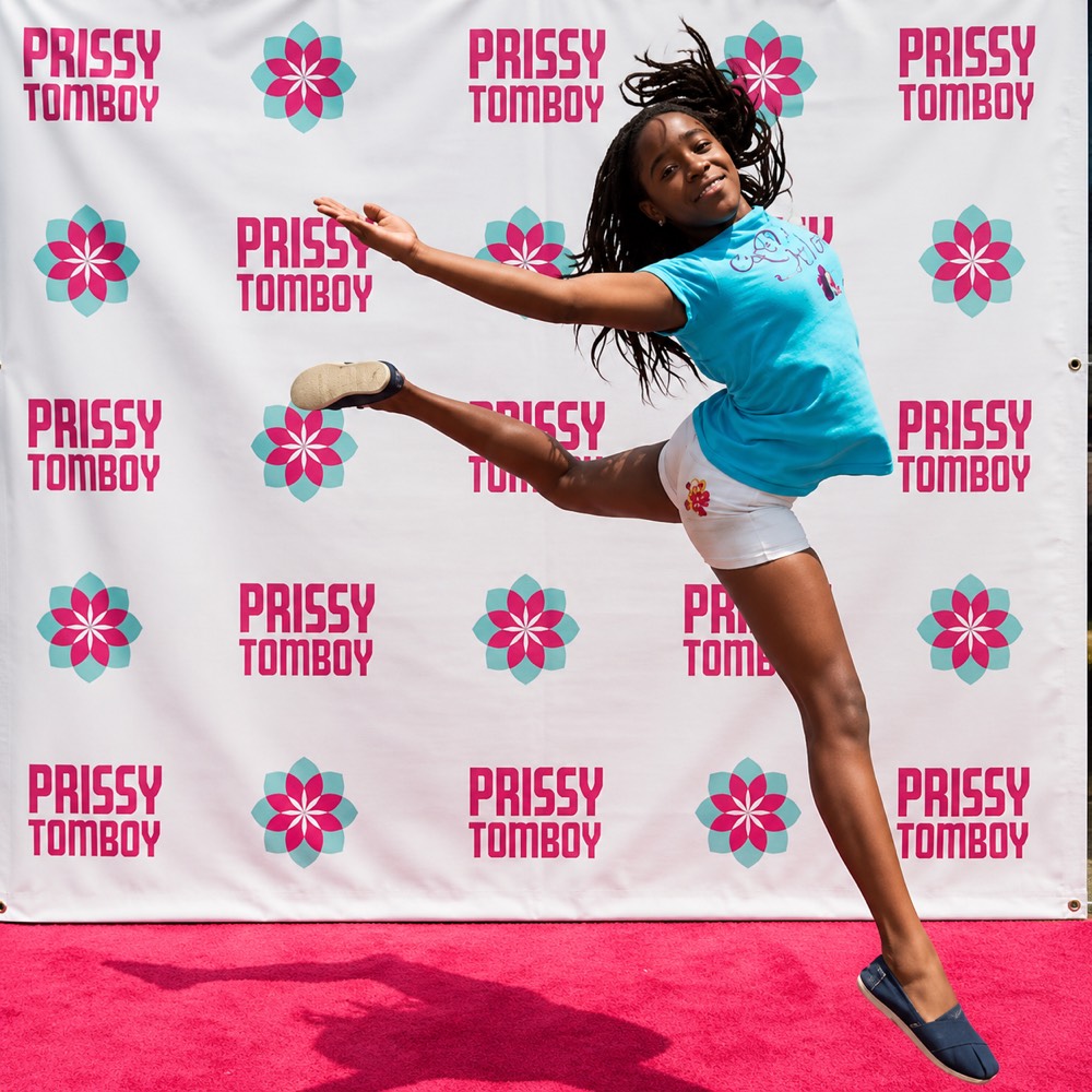 Camp Girlore girls building friendships and confidence